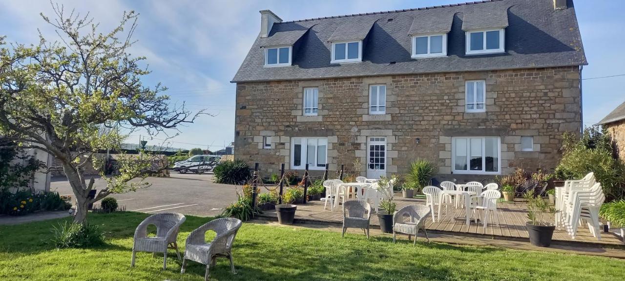 Le Relais De Launay Ploubazlanec Exterior photo