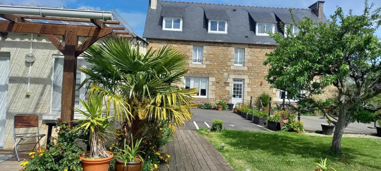 Le Relais De Launay Ploubazlanec Exterior photo