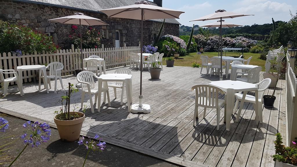 Le Relais De Launay Ploubazlanec Exterior photo